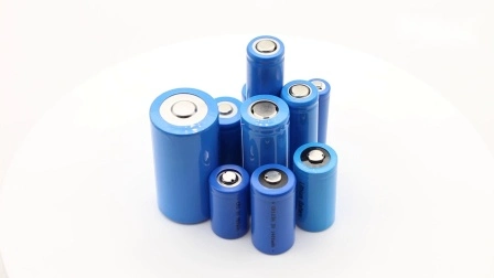 Usine directement en gros rechargeable Ifr26650 3.2V 3000mAh LiFePO4 cellules de batterie au lithium pour RV/solaire/stockage d'énergie/banques d'alimentation/chariots de golf/scooters